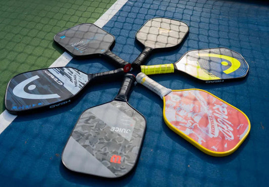 How to Choose the Right Pickleball Paddle: Carbon Fibre vs Fibreglass vs Wood